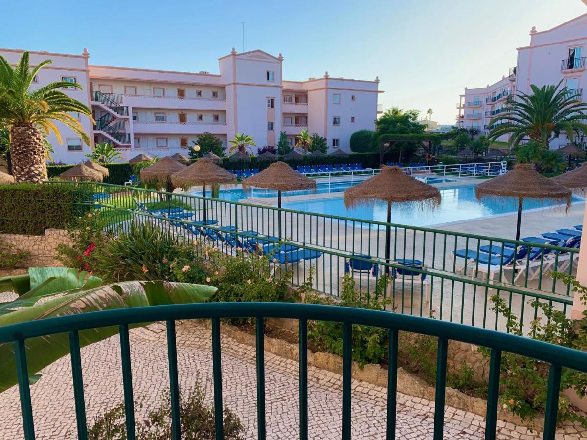 St. James Beach & Pool Apartment Praia Da Luz Exterior photo