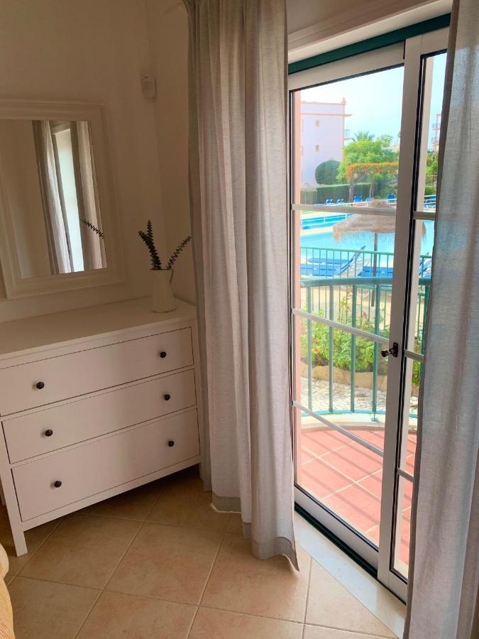 St. James Beach & Pool Apartment Praia Da Luz Exterior photo